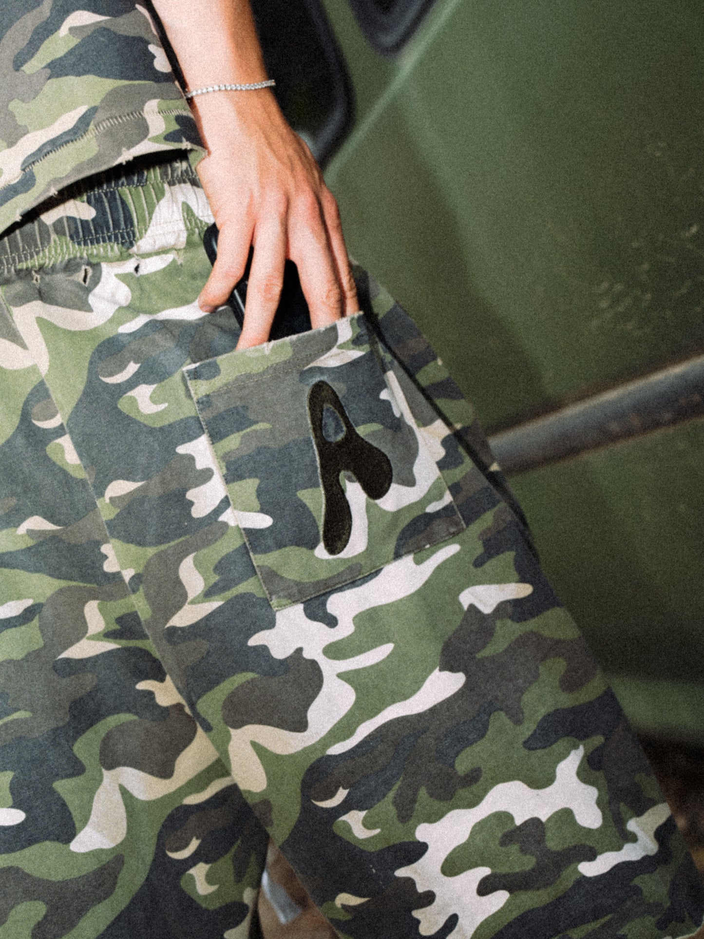 AMNESYA Doublewaist Shorts (Camo)